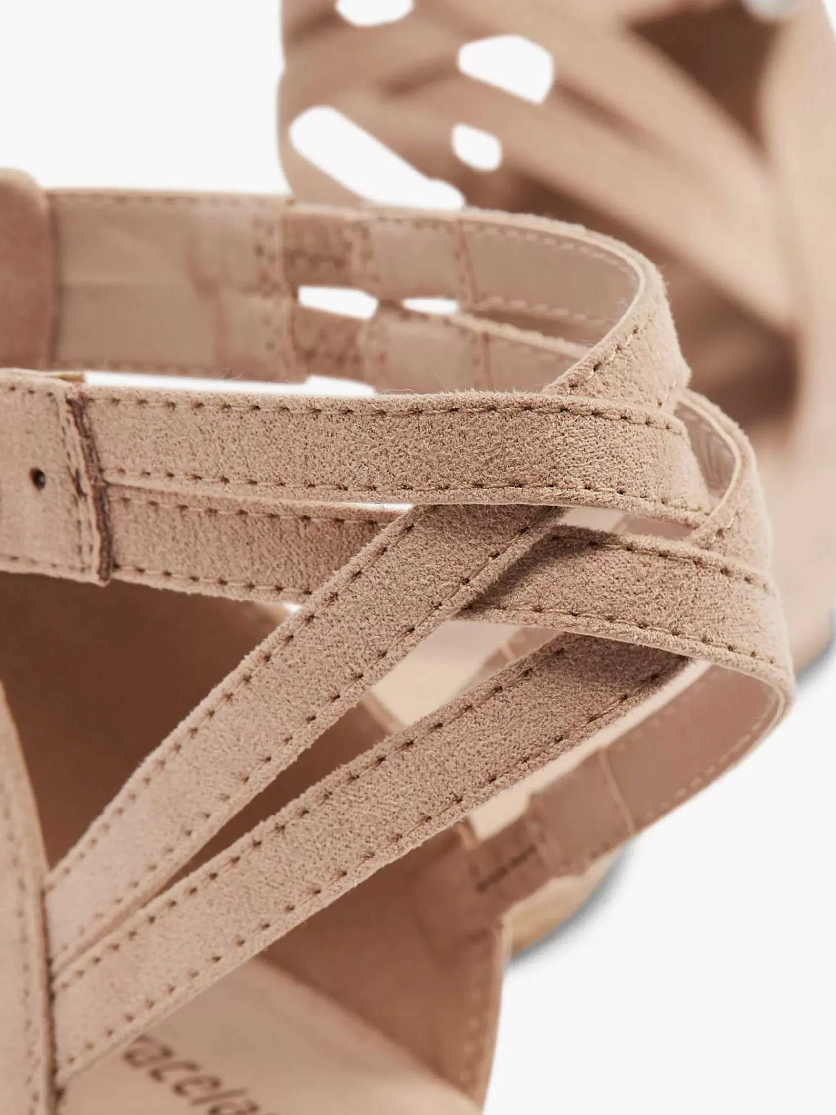 Fashion Graceland Beige Pumpschnalle