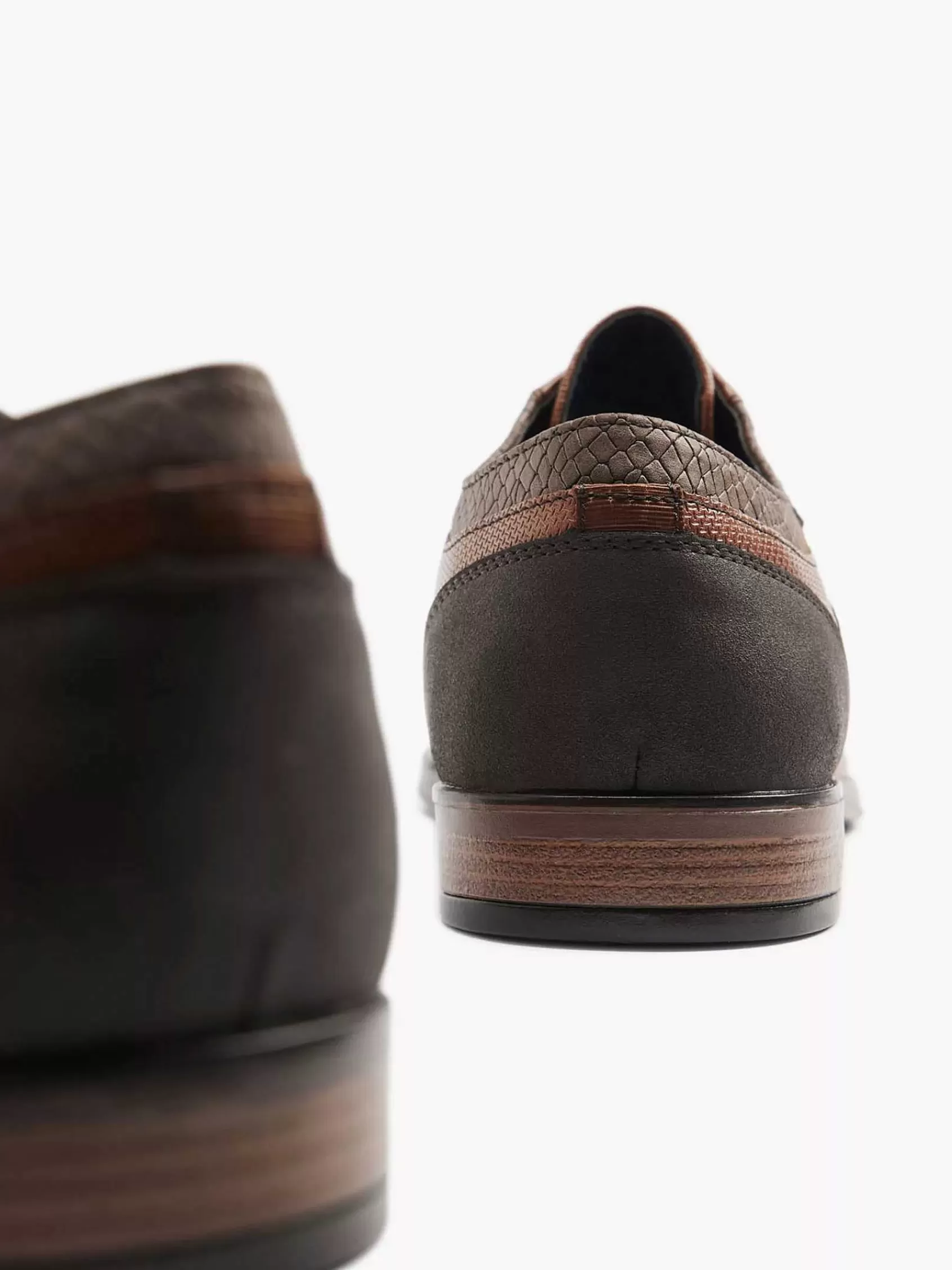 New AM SHOE Cognacfarbener Schnurschuh