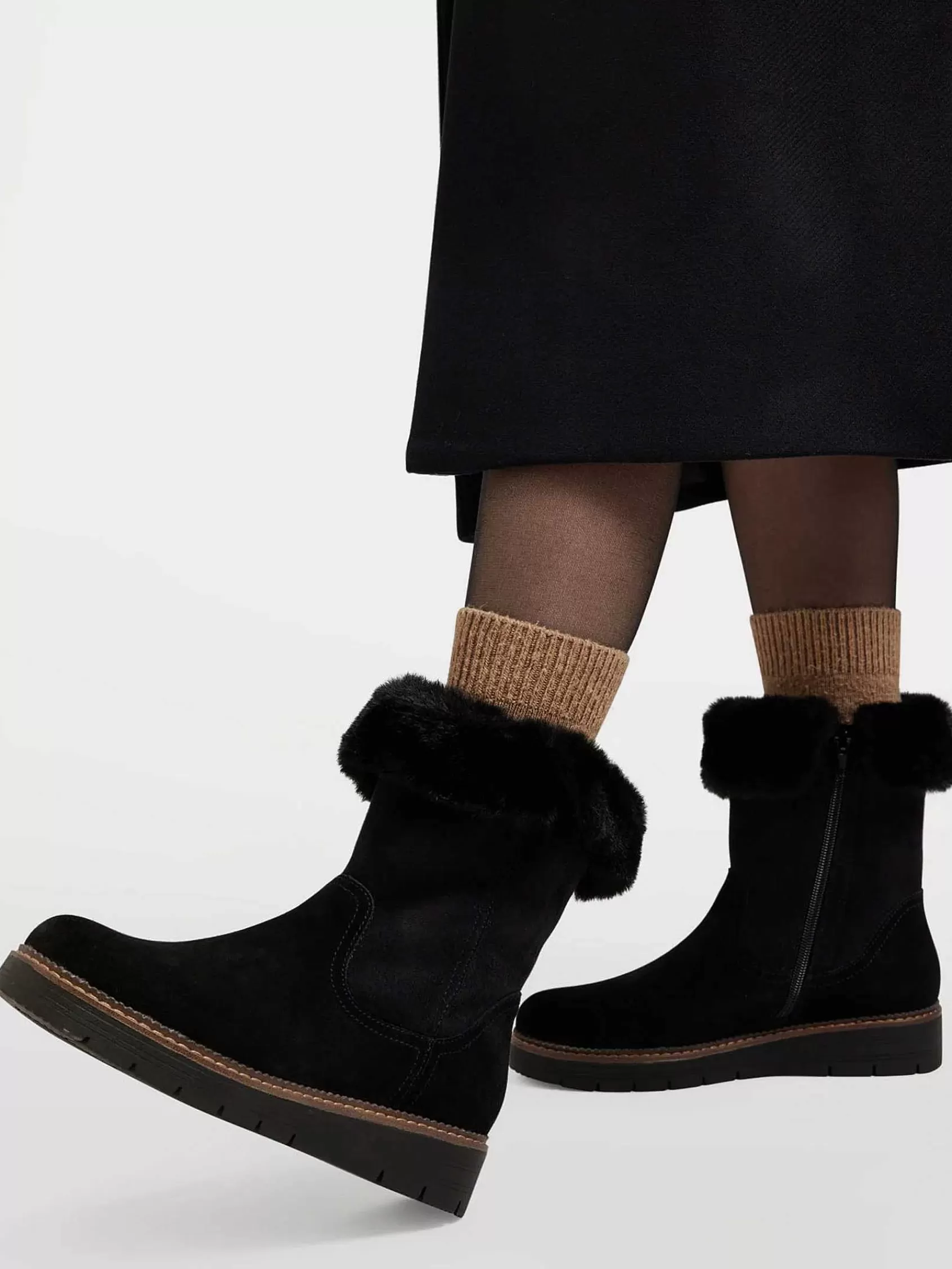 New Medicus Komfort-Stiefelette Aus Schwarzem Wildleder, Gefuttert