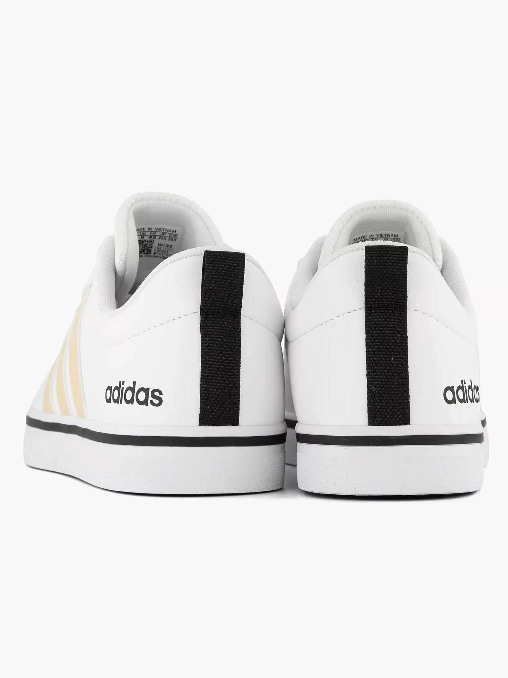 New adidas Weis Gegen Pace 2.0